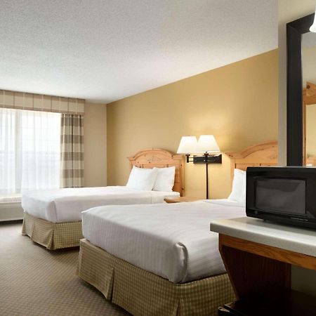 Country Inn & Suites By Radisson, Grinnell, Ia Esterno foto