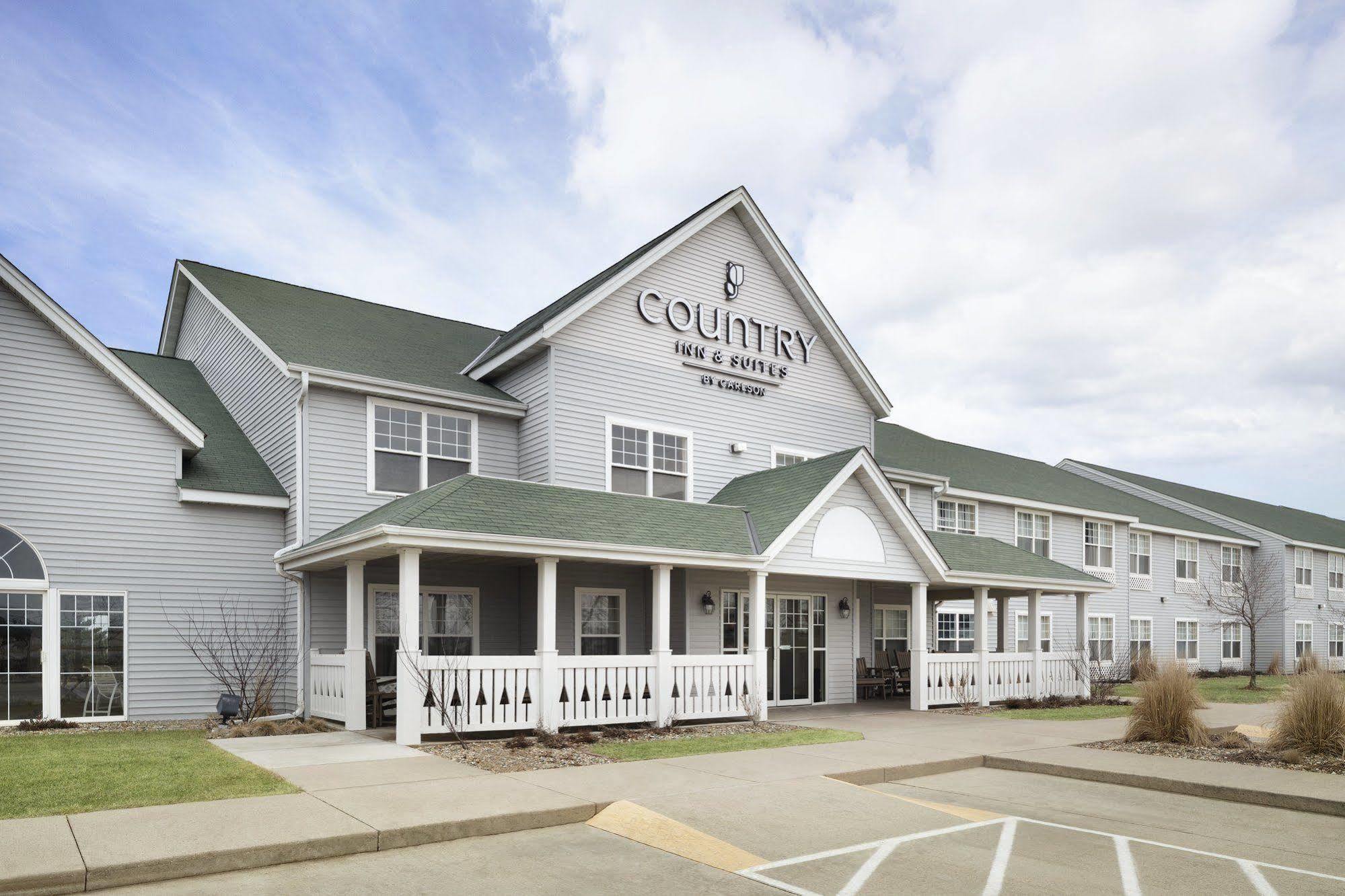 Country Inn & Suites By Radisson, Grinnell, Ia Esterno foto